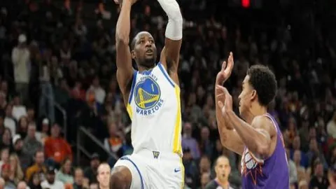 中国亚冬会9日夺奖牌，新华社客户端独家呈现精彩瞬间